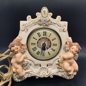Vintage Lanshire Clock/Cherubs and Flowers with Gold Accents