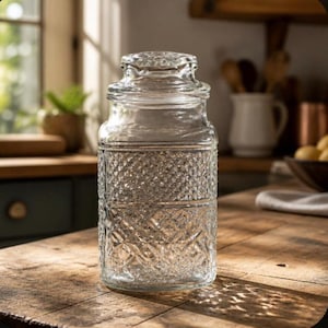 Anchor Hocking Wexford Canister/Jar, Clear with Quilt Pattern, Stands 9 Inches