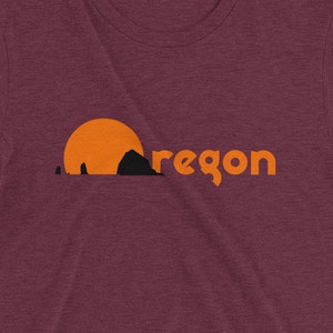 Oregon Coast T-shirt Retro Short-Sleeve Tri-Blend image 1