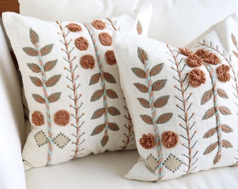 2 Floral Tufted Throw Pillow Cover Set, Decorative Flower Accent Pillows, Boho Textured Bedroom Pillows