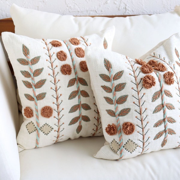 2 Floral Tufted Throw Pillow Cover Set, Decorative Flower Accent Pillows, Boho Textured Bedroom Pillows