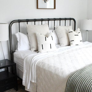 White Handmade Mud Cloth | White Mud Cloth With Black Lines | Black Dash Decor Pillow Cover | Striped White Pillow Cover | Boho Pillow Cover