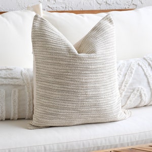Soft accent pillows 2025