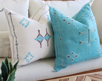 Authentic Cactus Silk Turquoise & Cream Decor Pillow Cover Set, Unique Aqua Blue Moroccan Boho Pillow Accent,  Turquoise and Cream