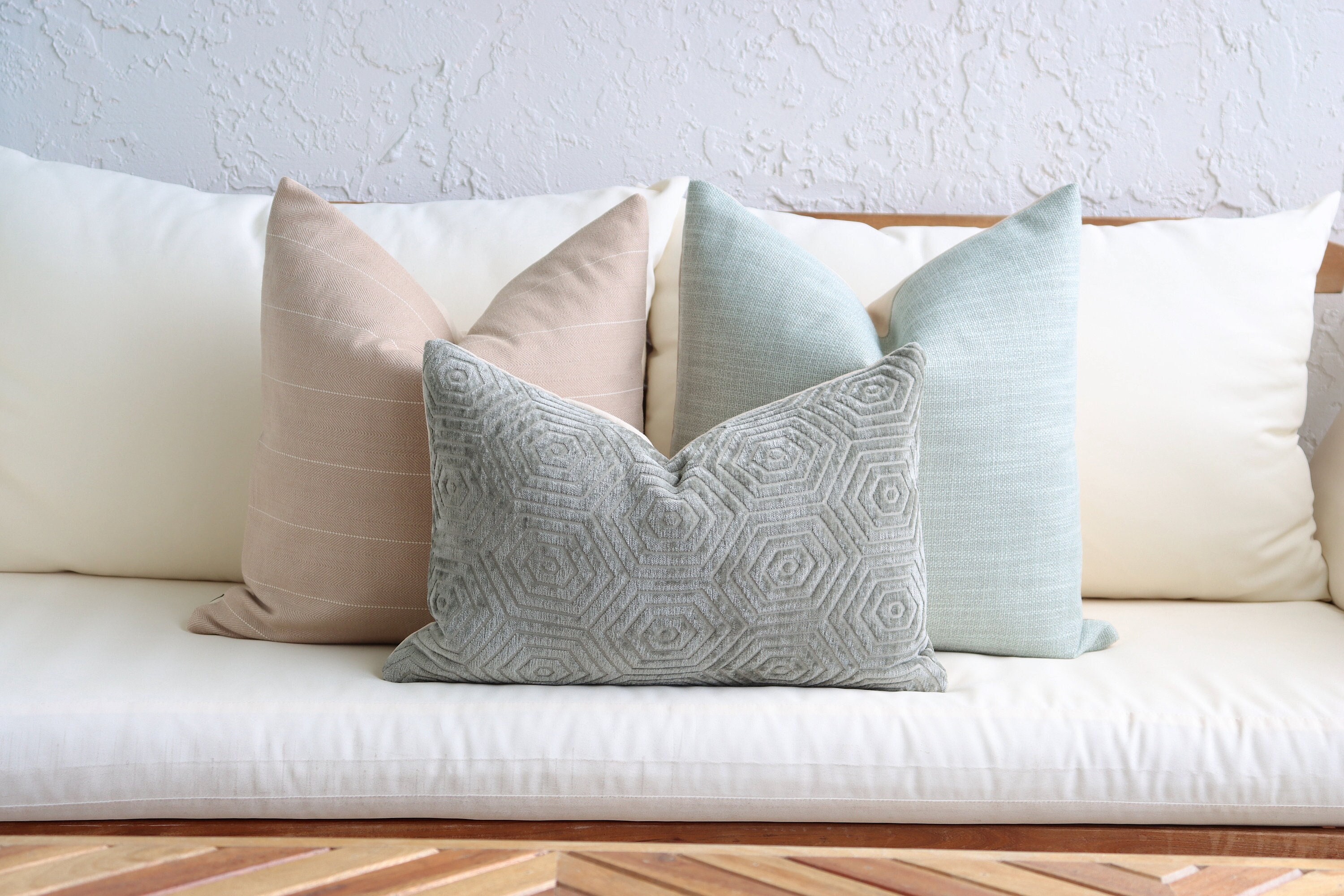 How to Mix and Match Pillows on a Sofa: 2023, All handmade home decor  including throw pillow covers