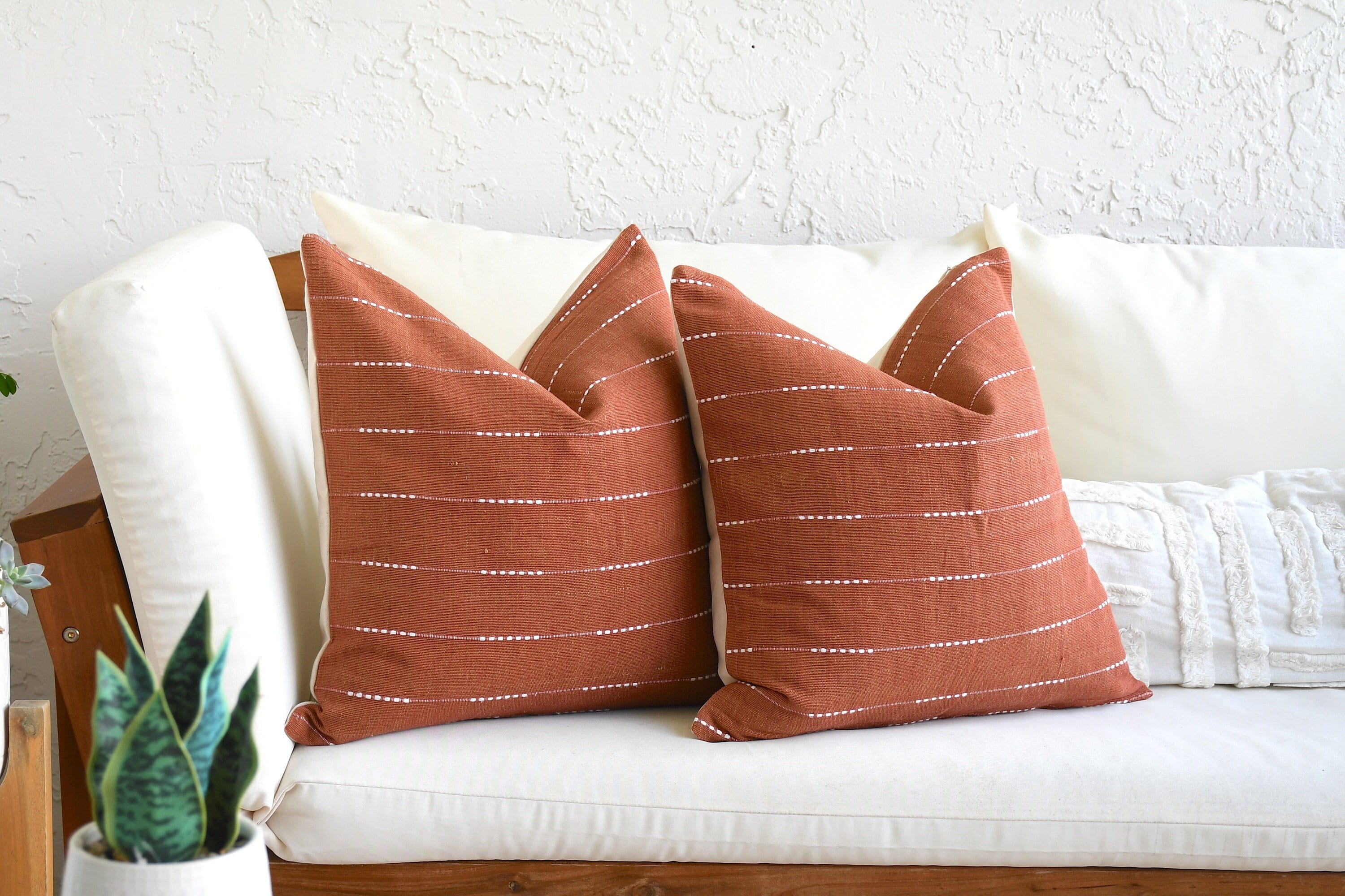 Orange Throw Pillow Covers 18x18, Woven Tufted Boho Pillow Cover with  Tassels, Burnt Orange Pillow Covers for Couch Sofa Bedroom