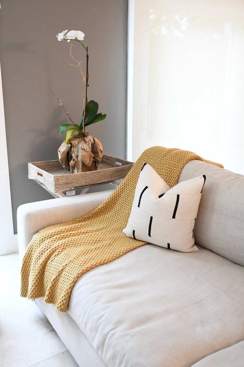 UrbanTroos Spindle African Mud Cloth Pillow Cover - Thumbnail 2