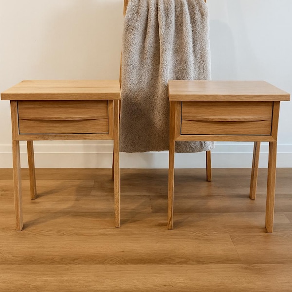 Mesita de noche moderna con cajón: Mesita de noche minimalista