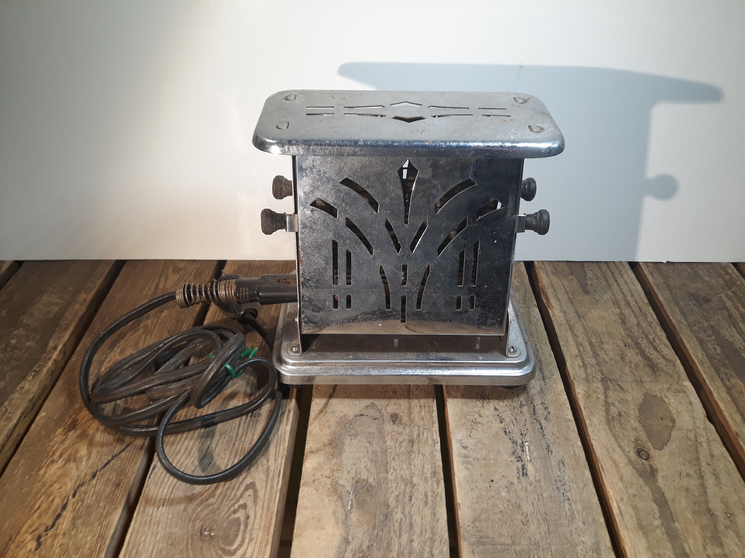 Vintage Toaster Guide