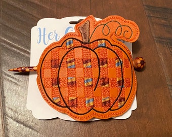 Plaid Pumpkin Bun Cover Holder with Pick