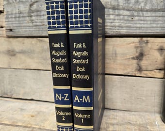 Funk & Wagnalls Standard Desk Dictionary 1993, Complete Set