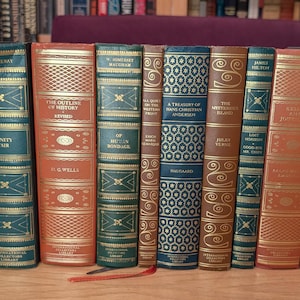 International Collectors Library lot of 10 books + Ready to ship!