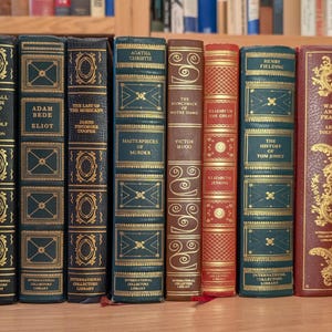 International Collectors Library lot of 8 books + Ready to ship!