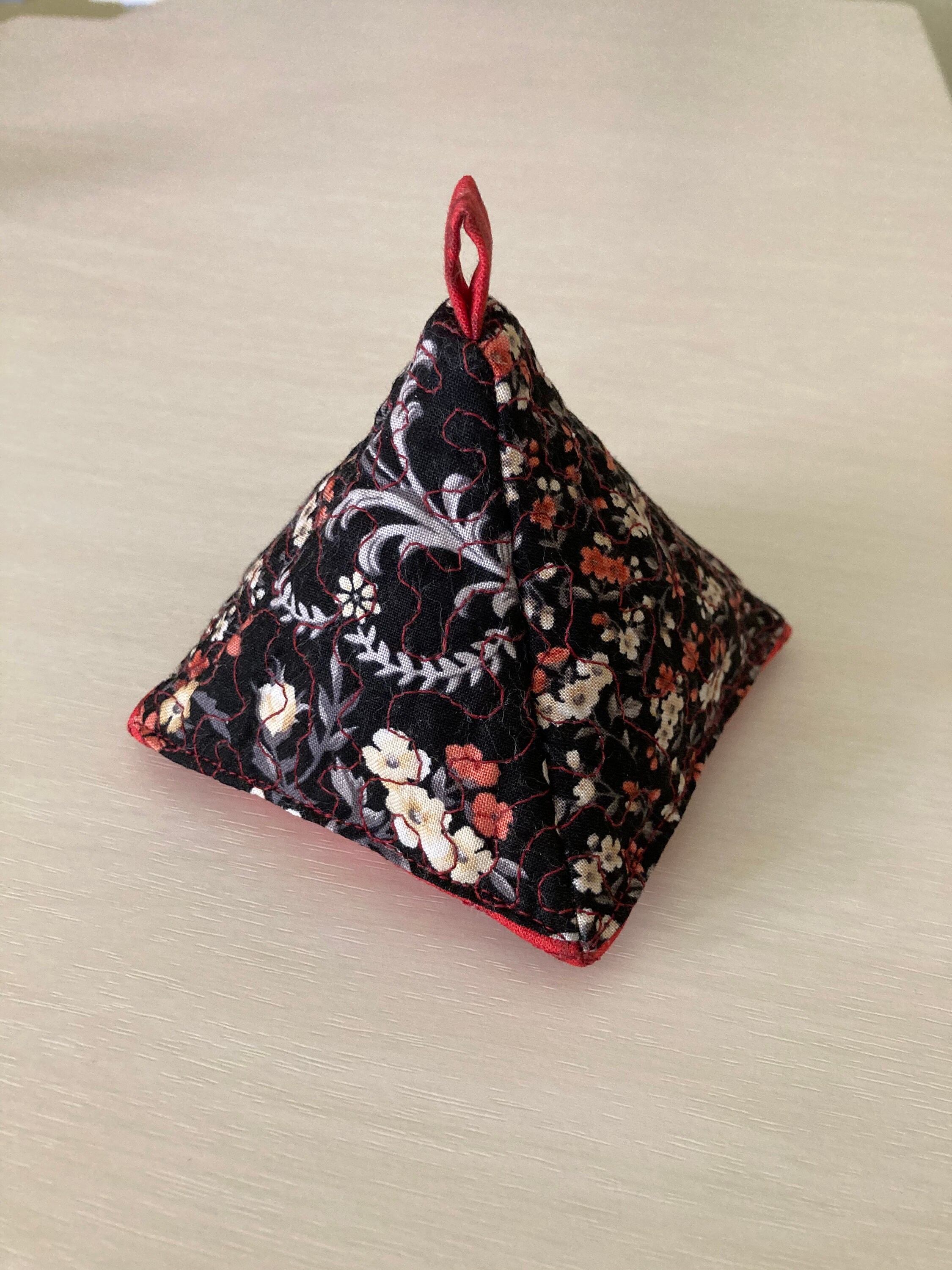 Quilted Pin Cushion Pyramid Needle Sharpening PinCushion Etsy