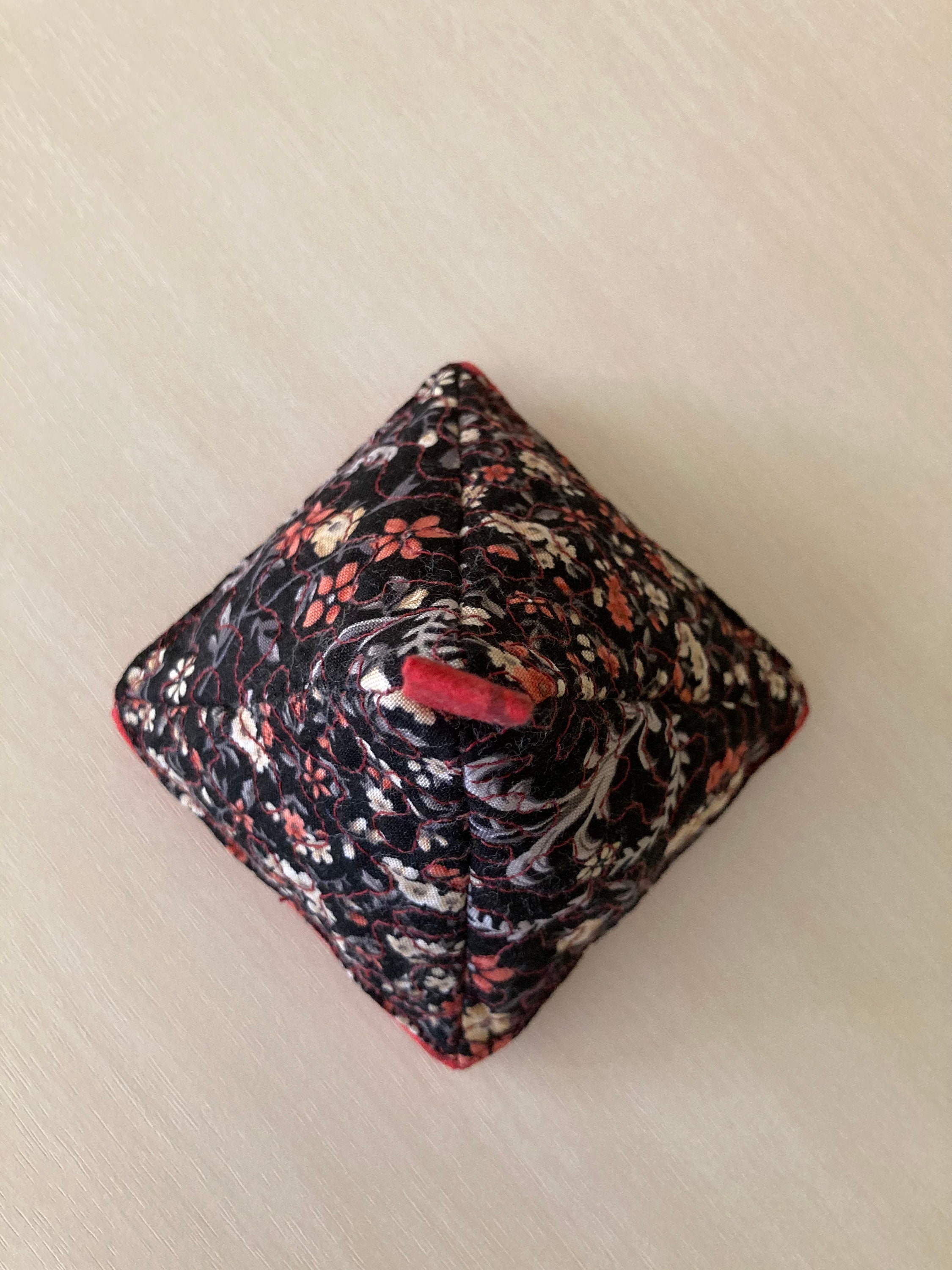 Quilted Pin Cushion Pyramid Needle Sharpening PinCushion Etsy
