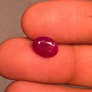 2.00 Ct Natural Ruby Gemstone | Untreated Oval Cut (9.5x7mm)
