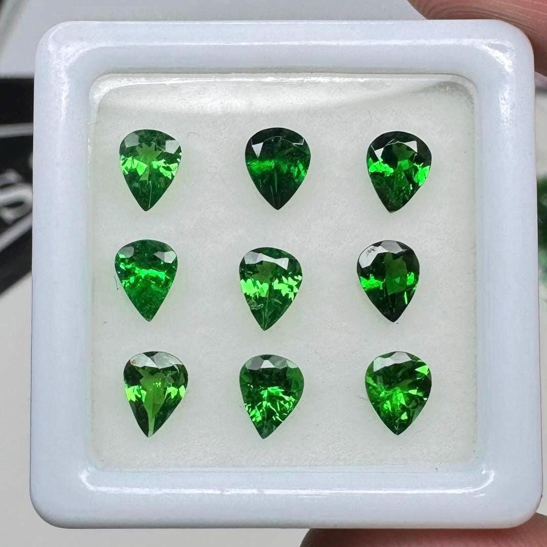 Lot De Grenats Tsavorite Verts Naturels 1.5mm Ronds - Pierres Précieuses - Neuf Sans Emballage