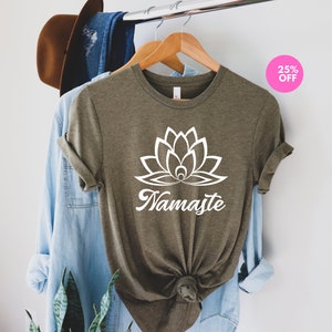 Yoga Lover Gift,Namaste Tee Shirt,Yoga Lover Gift,Women;s Yoga Graphic Tee for Yoga Class,Cute Yoga Top,Meditation,Peace Shirt,ashtanga Tee