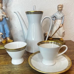 Vintage Rosenthal Porcelain Germany Set of 3 Tea /Coffee Pot ,cup and demitasse A0923