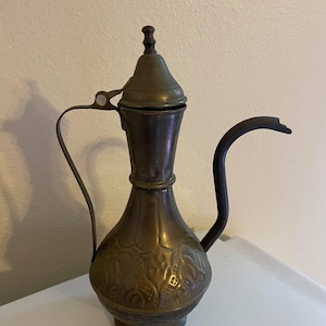 Vintage Brass ,Antique Type Jug, Decorative Jug Vases, Arabic Coffee Pot - Middle Eastern Coffee Jug - Engraved Brass F0224