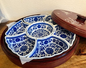 Rosewood Lazy Susan w/Inlaid Mother of Pearl with  ceramic blue and white 7 dishes set 052401