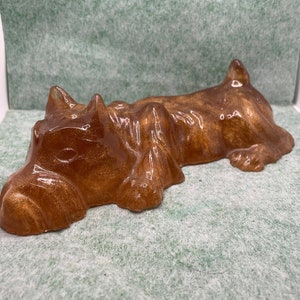 Vintage Acrylic Scottish Terrier DOG Figurine Paperweight