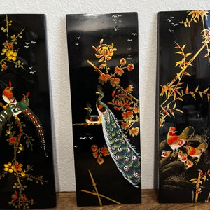 Asian Stunning Black Lacquered Polychrome Painted Birds Panel Wall Art 15 1/4&#39;&#39; x 5 1/2&#39;&#39;  A8 0823