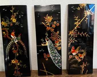 Asian Stunning Black Lacquered Polychrome Painted Birds Panel Wall Art 15 1/4&#39;&#39; x 5 1/2&#39;&#39;  A8 0823