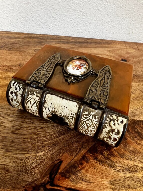Metallic Bronze Human Skull Cameo Trinket Box - Gothic Jewelry Or Stash Box, 5.25" Long