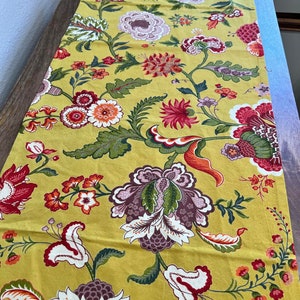Hand Block Floral Printed Cotton Table Runner 16&#39;&#39;x 90&#39;&#39; from 2000&#39;s