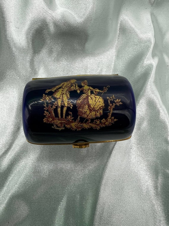 Limoges France , Signed trinket box pillbox minia… - image 2