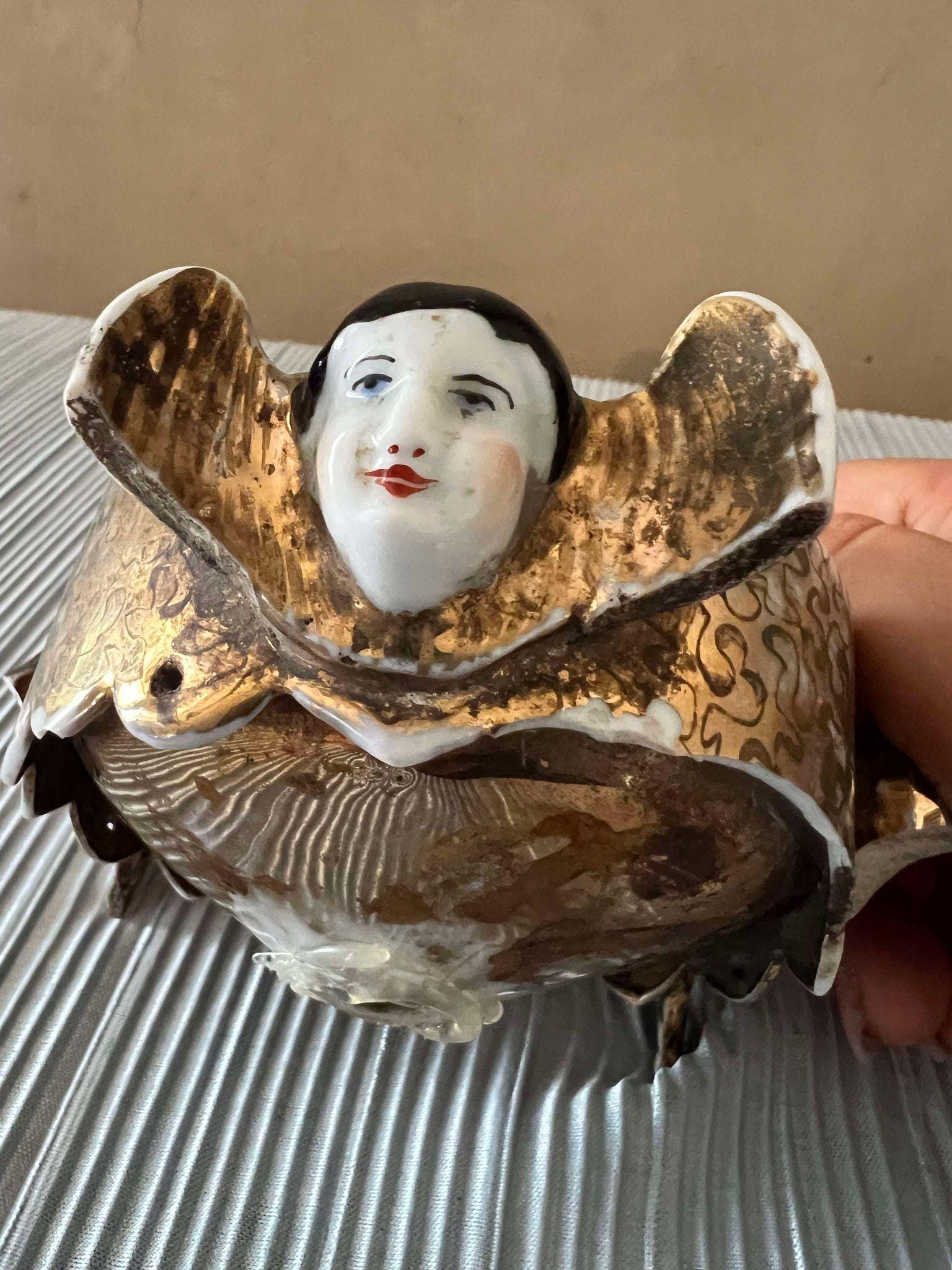 【希少品】ヴィンテージ 牛革ランプ 天然木手彫り台座 一点物 Antique russian lamp - Etsy 日本