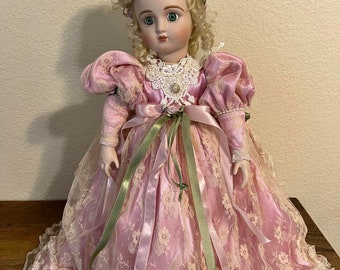 Timeless Treasures Vanessa Special Edition Porcelain Doll 2003