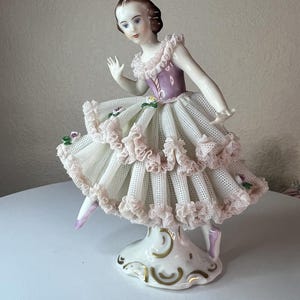 Antique Germany Porcelain Lace Ballerina Figurine Doll 6&#39;&#39;