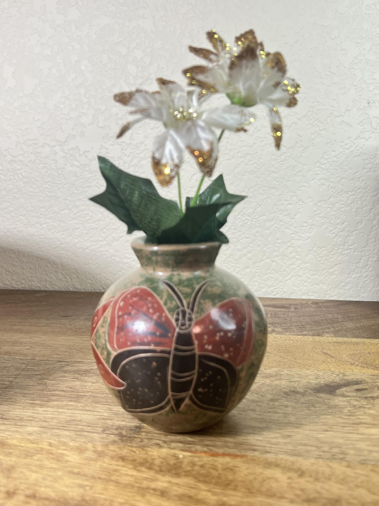 陶器の小さな手作り蝶と花瓶 3.5'' T - Etsy 日本