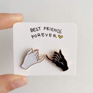 Best Friends Forever Pinkie Promise Friendship Couple Enamel Pin Gift Set