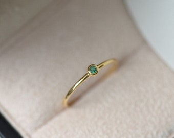 Tiny genuine emerald solid gold ring, solitaire minimalist 14k 18k gold green gemstone ring, May birthstone stackable simple band, rose gold