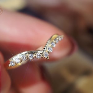 Gebogen trouwring, V-vorm diamanten bruiloft eeuwigheid chevron 14k 18k gouden diamanten ring, art deco jubileumband push cadeau wit roségoud