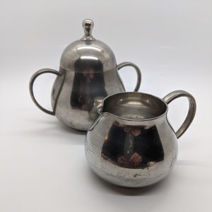 Meeuws & Zoon Den Haag Pewter Sugar And Creamer Set Lidded Sugar Mid Century Modern Vintage Pewter Tablewear