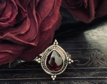 Vintage Goth Witchy Garnet Sterling Zilver 925 Ringmaat 6,5