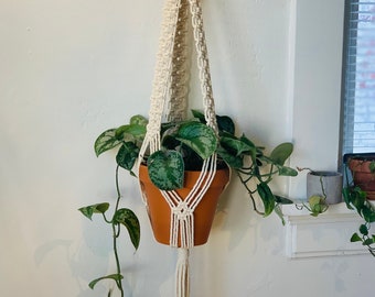 Hand Woven Macrame Pot Holder Plant Hanger for Large Indoor Plants