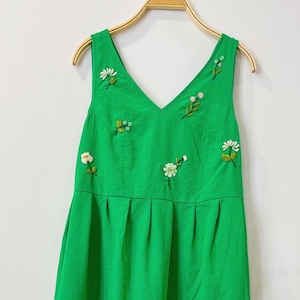 Summer linen dress with hand embroidered flower pattern, linen dress for women, tinythingsmadeuhappy