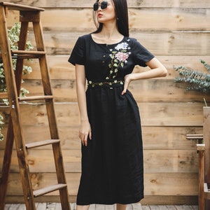 Unique black linen dress with embroidered climber tree and hydrangea, embroidered dress for woman, tinythingsmadeuhappy image 4