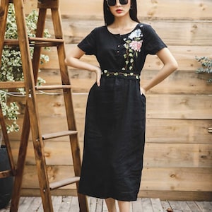Unique black linen dress with embroidered climber tree and hydrangea, embroidered dress for woman, tinythingsmadeuhappy image 3