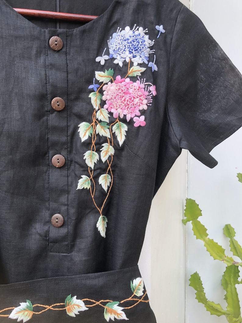 Unique black linen dress with embroidered climber tree and hydrangea, embroidered dress for woman, tinythingsmadeuhappy image 5