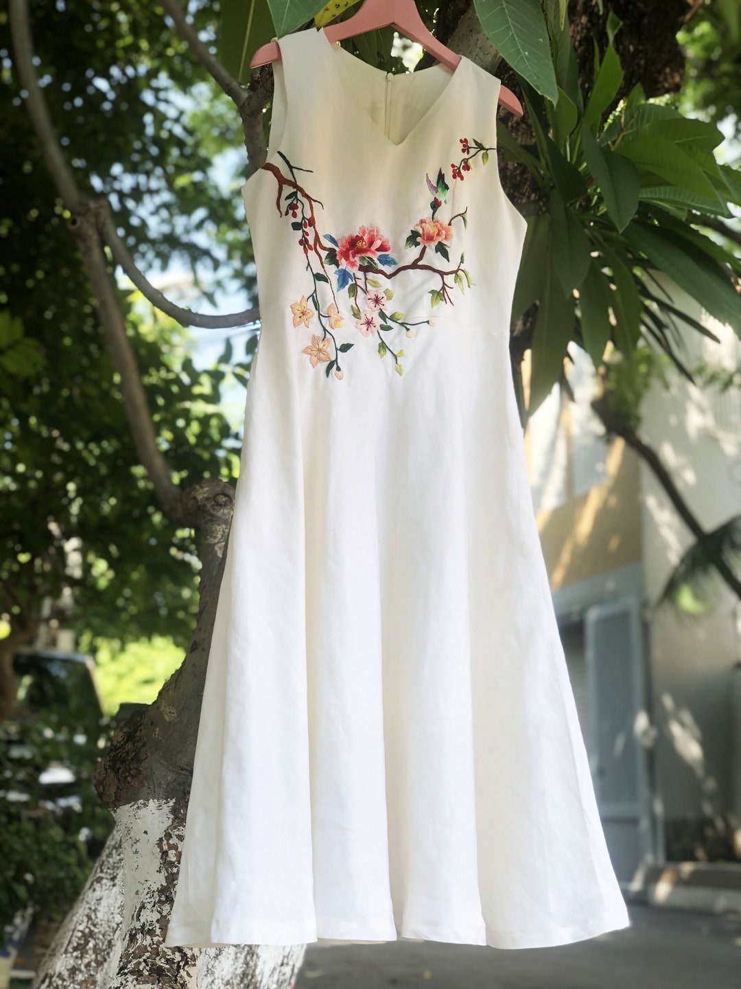 ワンピース 1900s Hand Embroidery Lawn Linen Dress MARY 18 | VINTAGE LINEN DRESS GOWN – Linennaive