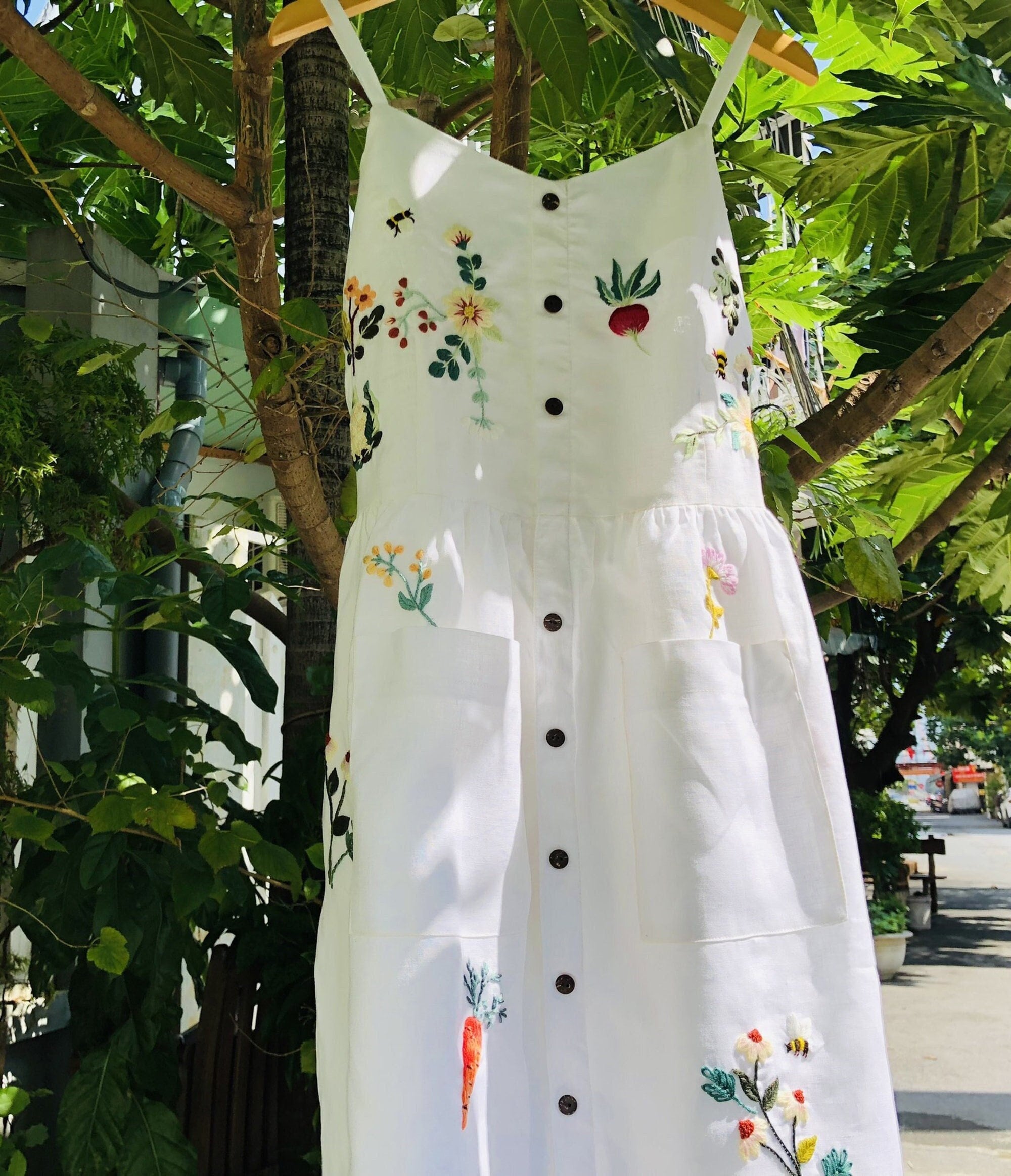 White linen dress with hand embroidered flower pattern, linen dress for women, tinythingsmadeuhappy