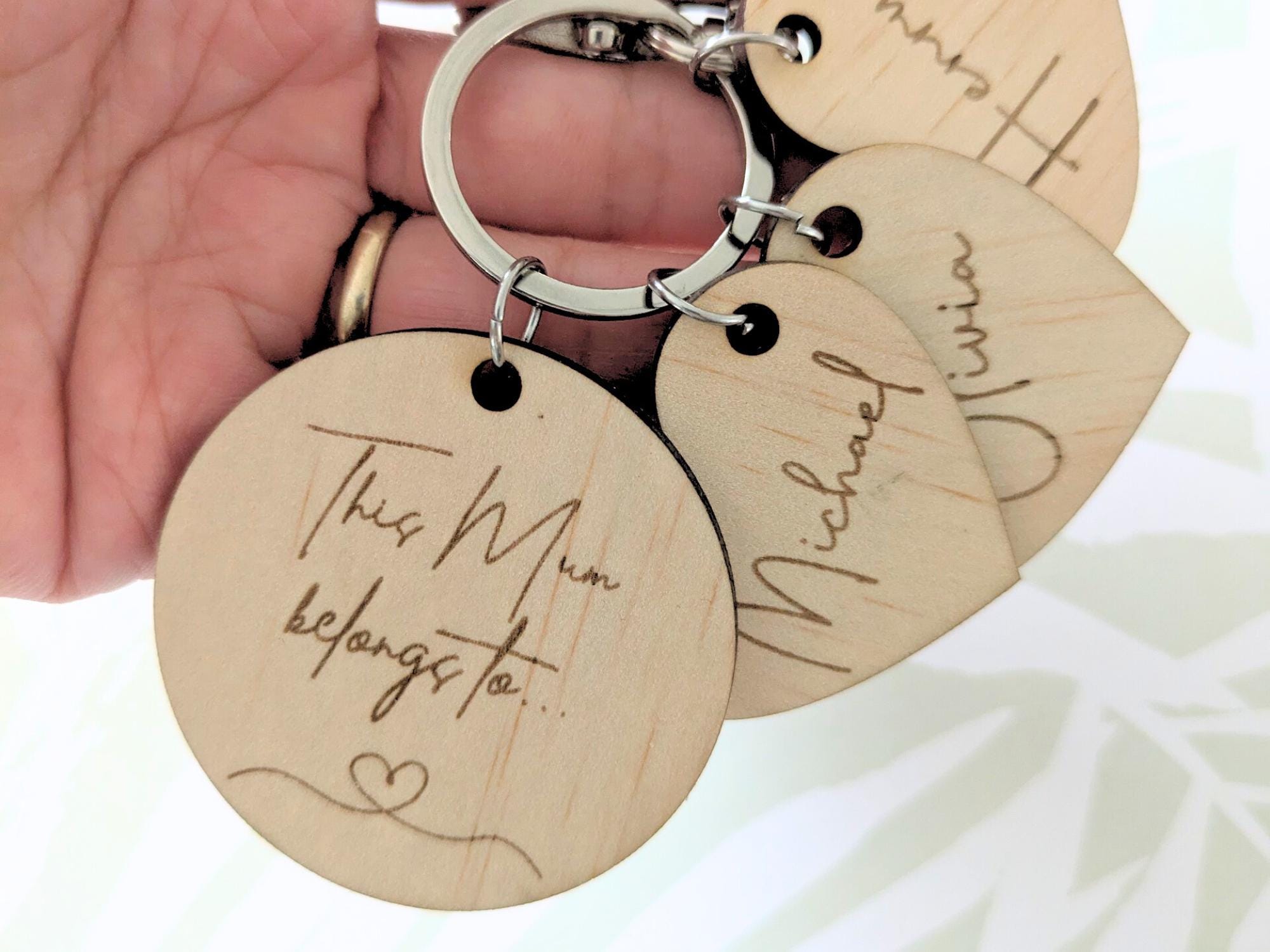 This mum belongs to – Mother’s Day Gift from Kids – Custom Wooden Keychain – Gift for Mom, Mummy, Grandma – Handcrafted Keepsake - Heart