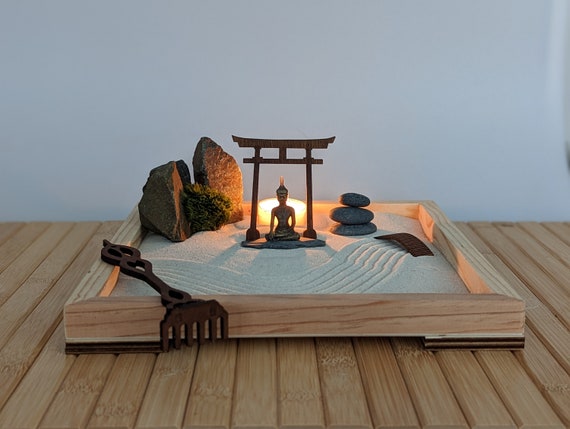 Handmade Zen Garden Set With Buddha Figure, Torii With Rake for Meditation  and Relaxation Sustainable DIY -  Israel