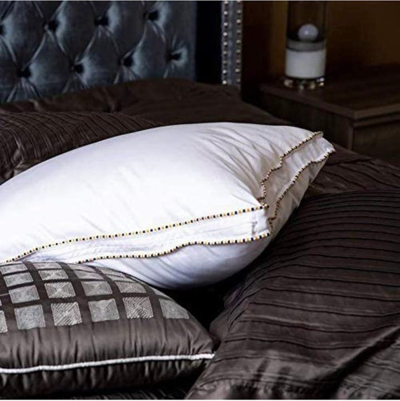 Sleeping Pillow Standard Size Pillow 20x26 White Pillows for Bed